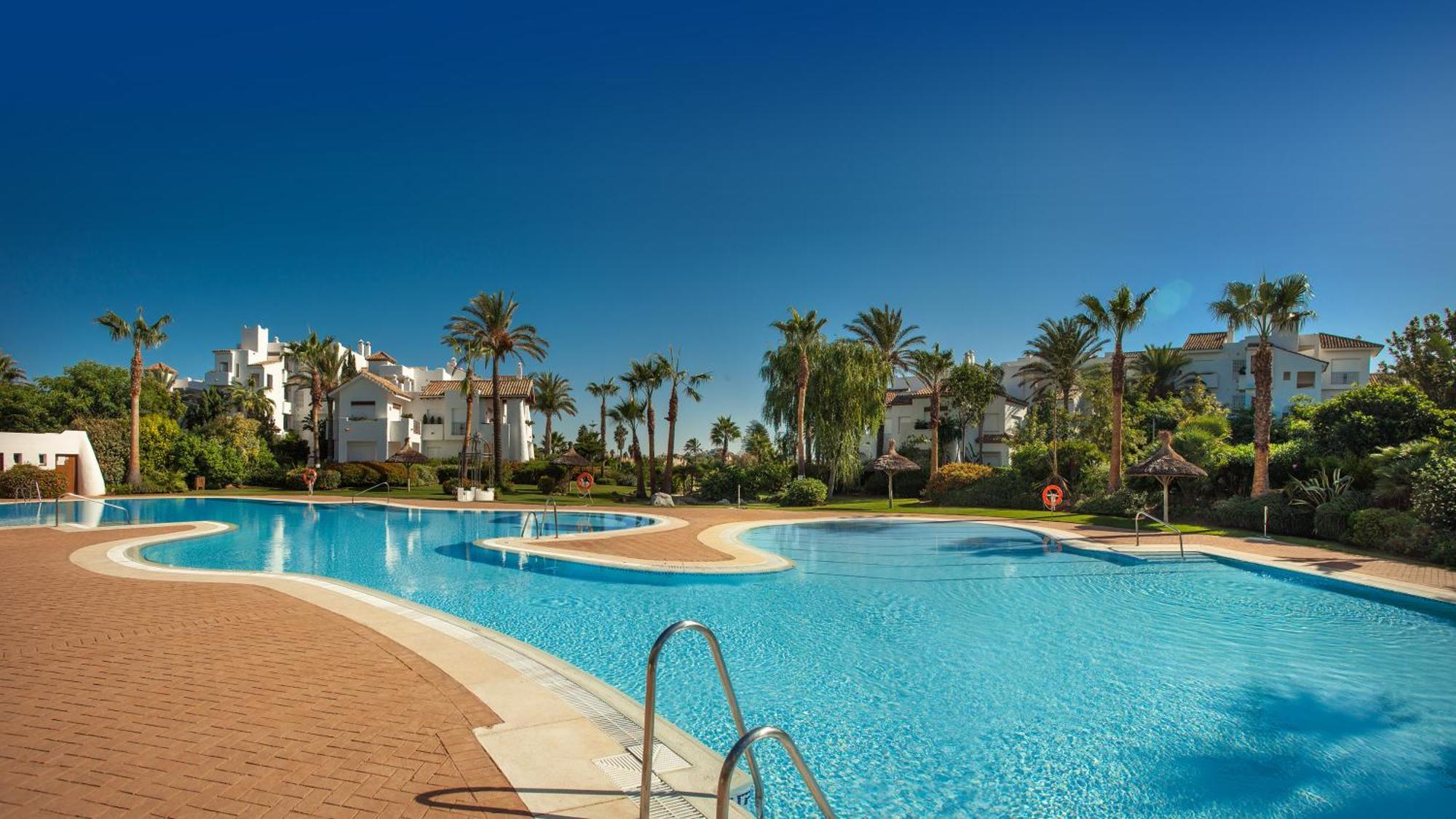 Life Apartments Коста Балена Екстериор снимка